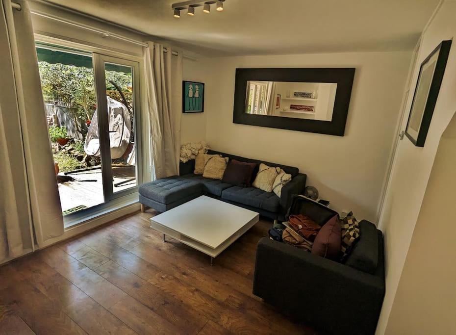 Charming 2-Bed Garden Flat Leilighet London Eksteriør bilde