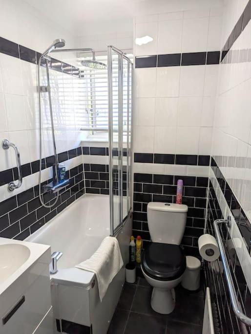 Charming 2-Bed Garden Flat Leilighet London Eksteriør bilde