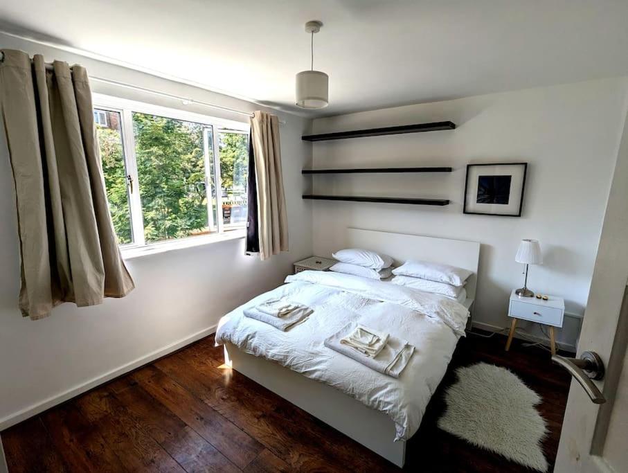 Charming 2-Bed Garden Flat Leilighet London Eksteriør bilde